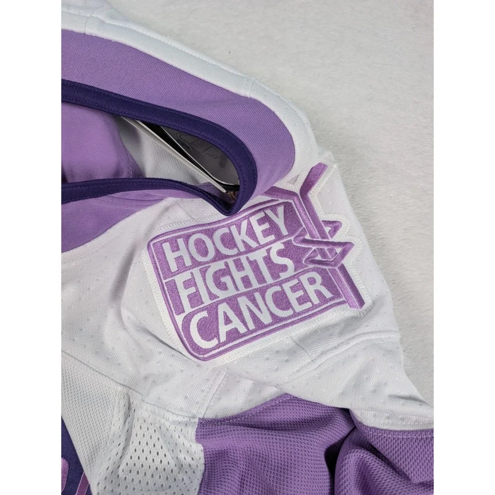 Toronto Maple Leafs Hockey‎ Fights Cancer Adidas Jersey sz 54 White Purple NWT